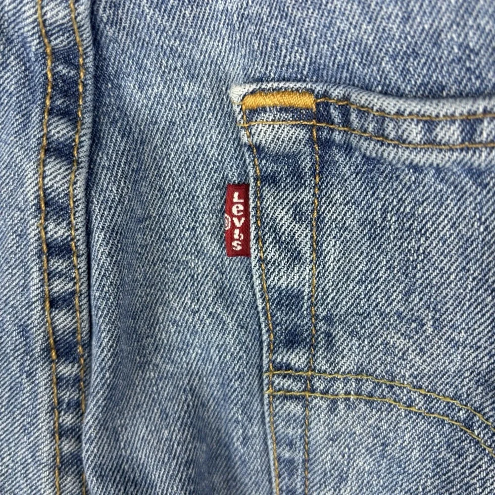 Levi's 501 Jeans Men's 31x36 Button Fly Straight Leg Light Wash Y2K‎ Denim EUC